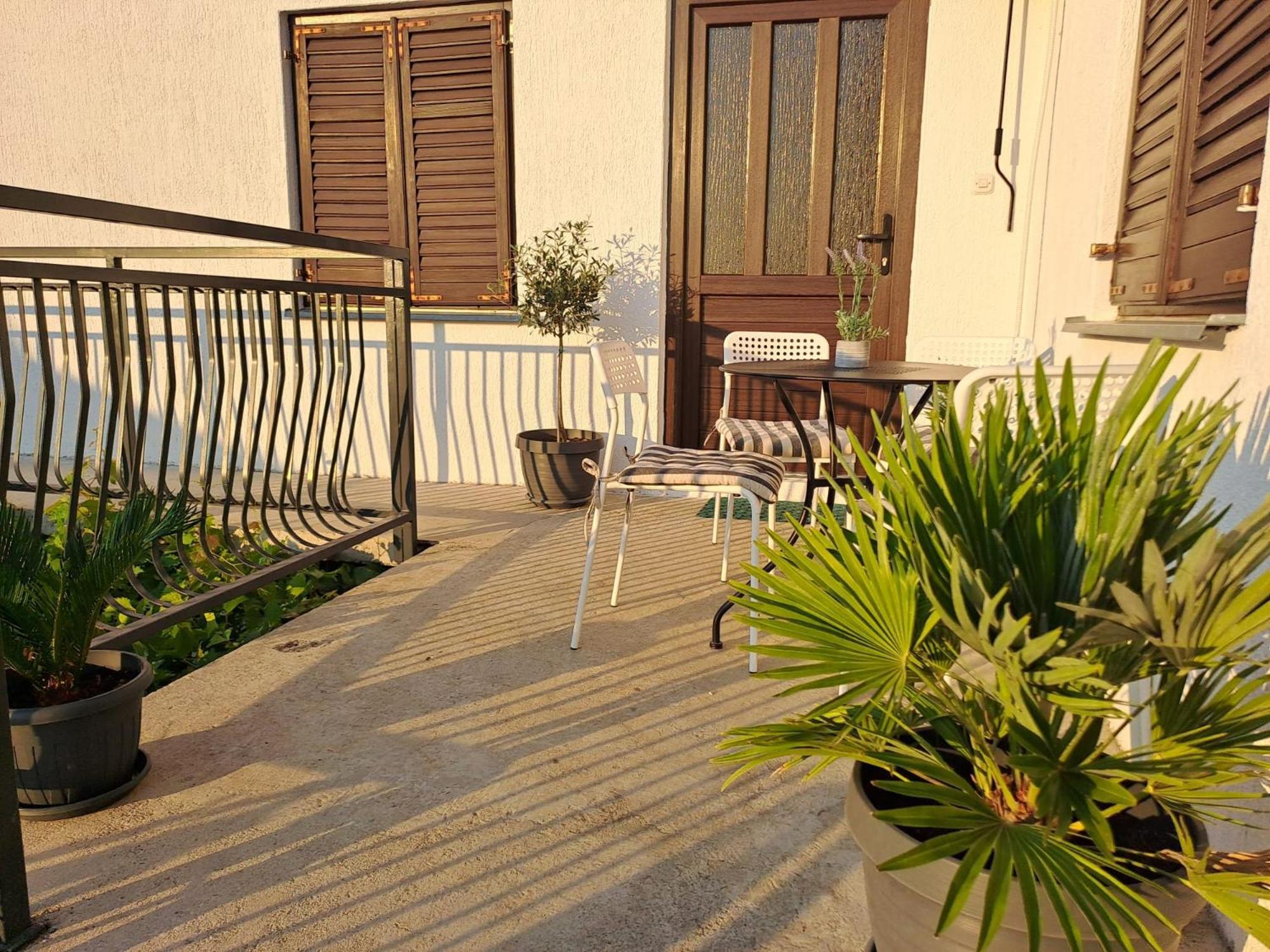 Ferienwohnung Lucija Pridraga Exterior foto